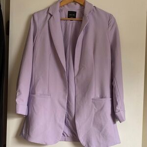 Love tree blazer in lilac color. Size M